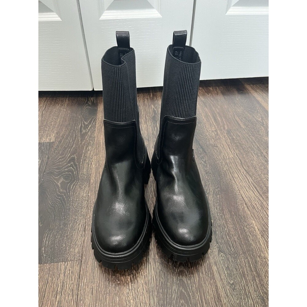 Rebecca Minkoff Women's Alexa Chelsea Boots Black NEW Size 8 MSRP 110